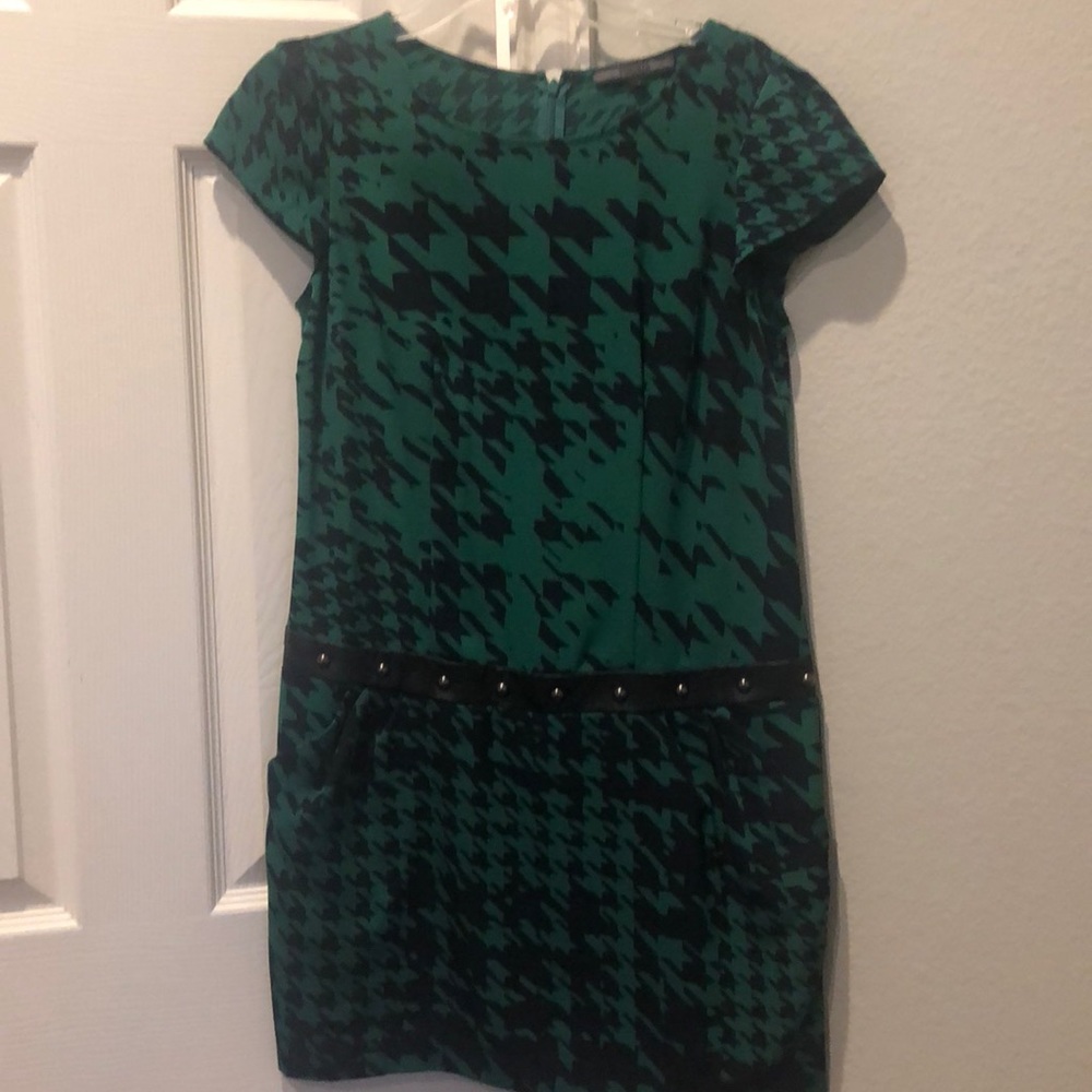 Forenza dress Size 4! Perfect for winter time